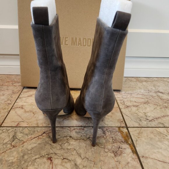 Steve Madden Suede Boots - Picture 3 of 6